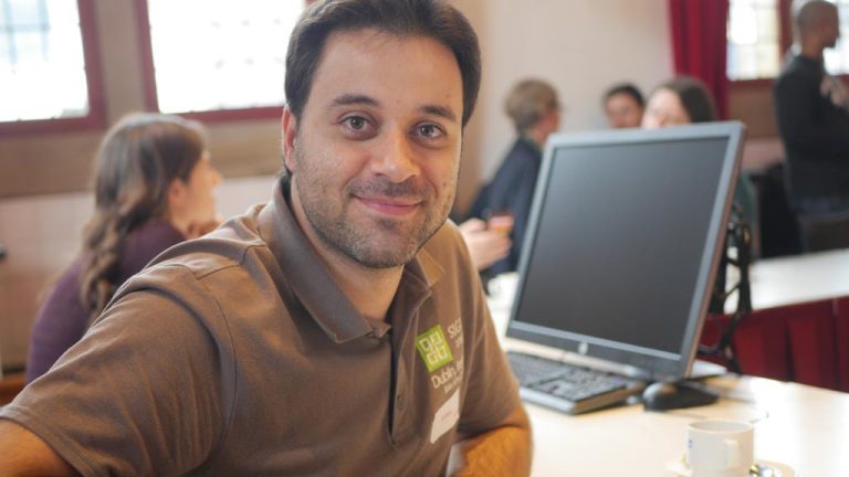 Julian Spaanse assistent professor Foto Roos van Tongeren.JPG