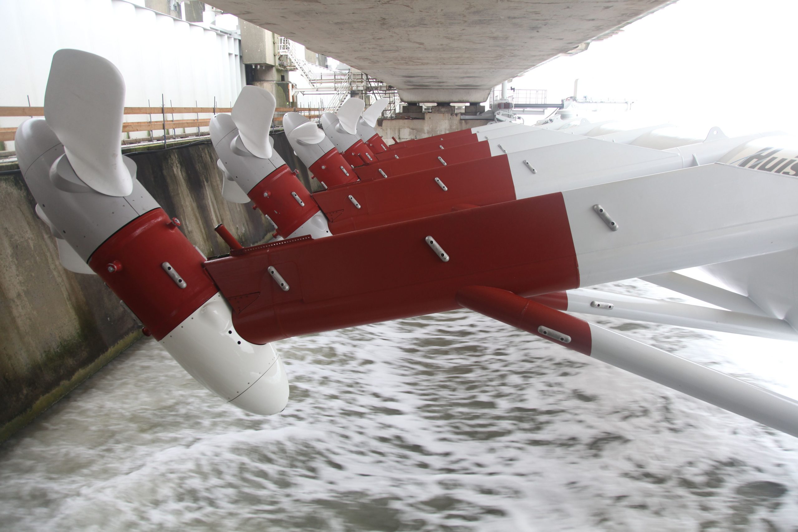 Studying the impact of tidal turbines - Delta