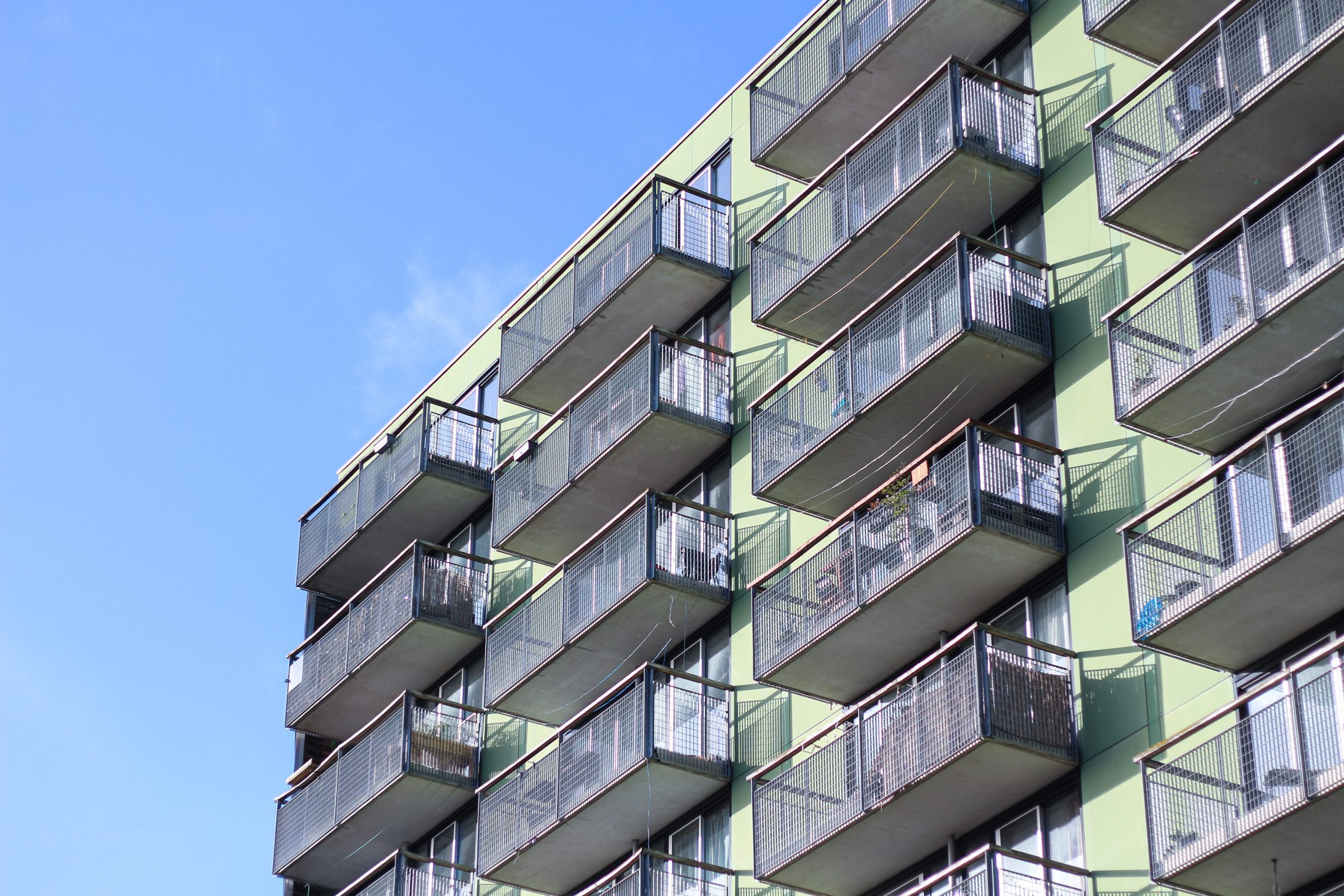 Huurverhoging ook voor studenten een flat met balkons