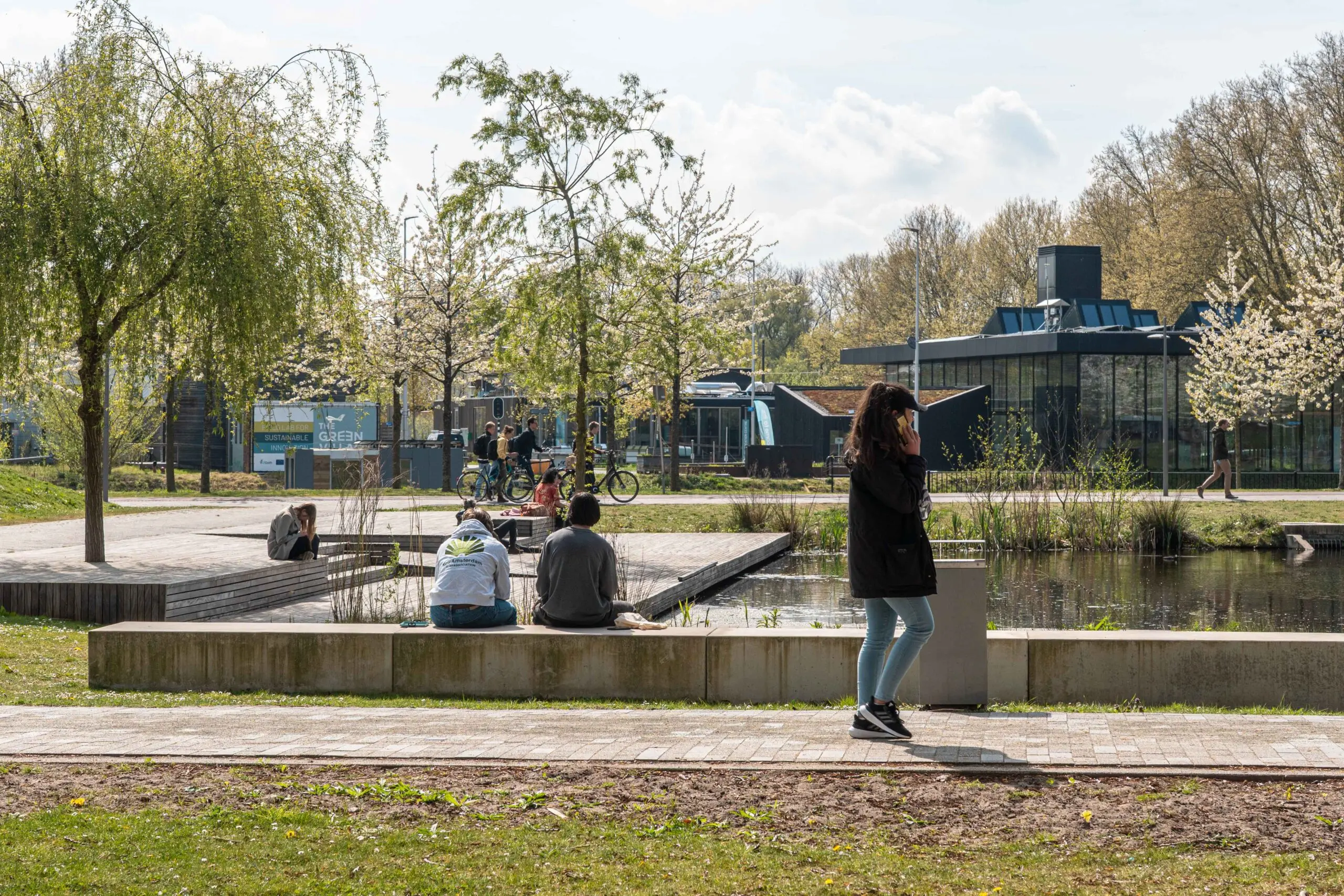 Postdocs rarely get permanent contracts