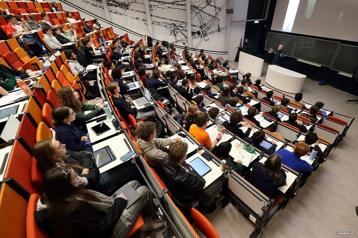 Laws, press freedom and oath can protect academic freedom