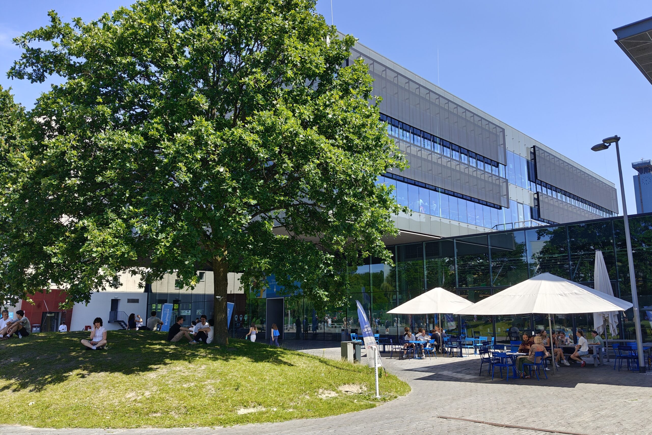 TU Delft to remain open during Code Red, with exams going ahead despite criticism